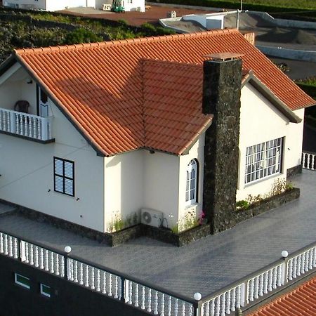 Moradia Familiar Novavista - T3 Hostel Madalena  Luaran gambar