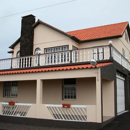 Moradia Familiar Novavista - T3 Hostel Madalena  Luaran gambar