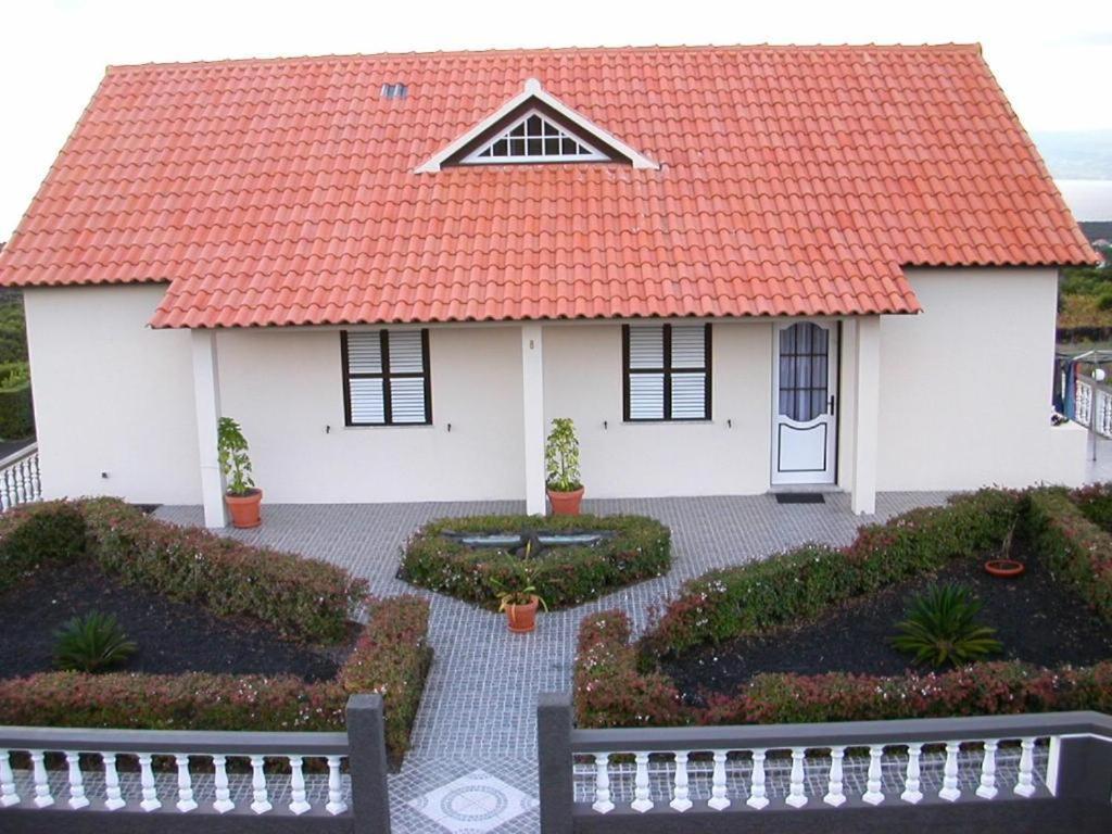 Moradia Familiar Novavista - T3 Hostel Madalena  Luaran gambar
